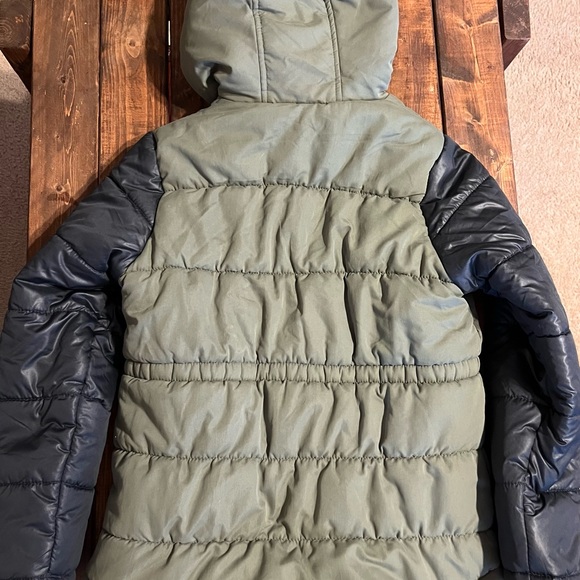 Oshkosh Faux Fur Hooded Girls Parka / size 12 / - Picture 6 of 8